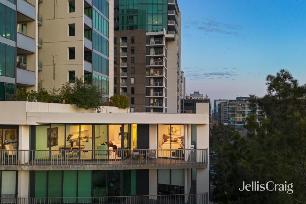 710/582 ST KILDA RD, MELBOURNE, VIC 8004