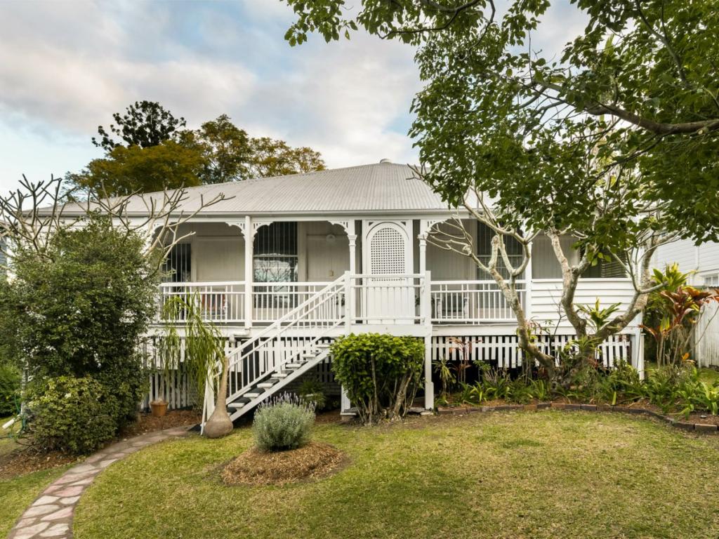 68 Quarry Rd, Sherwood, QLD 4075