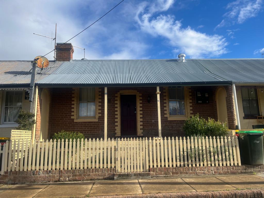 8 Australia St, Goulburn, NSW 2580