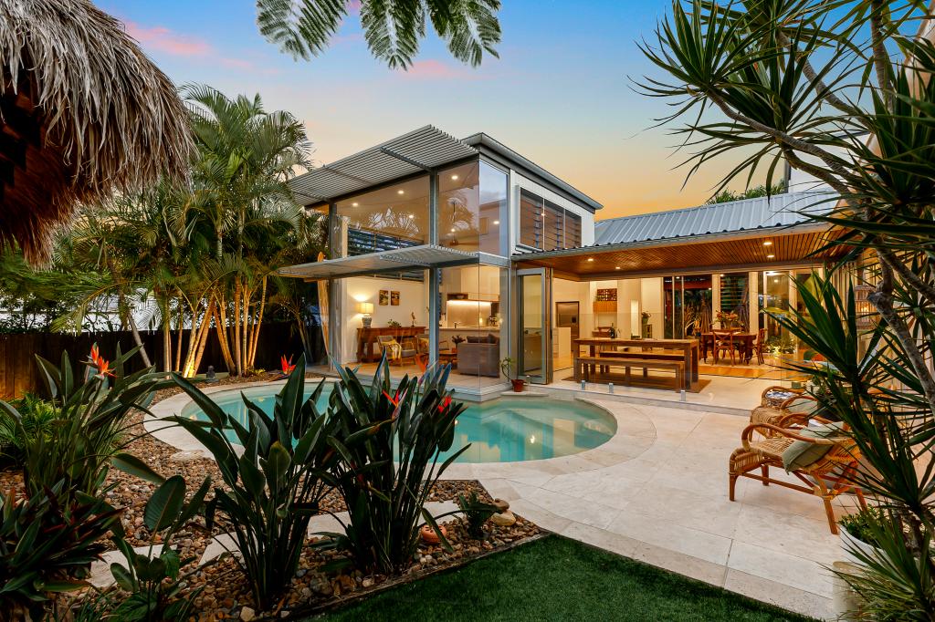 4 Currawong St, Noosa Heads, QLD 4567