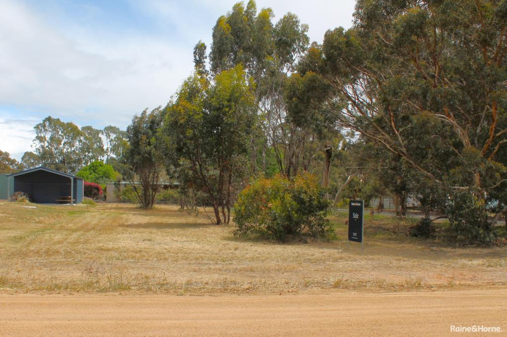 145 THIRD AVE, KENDENUP, WA 6323