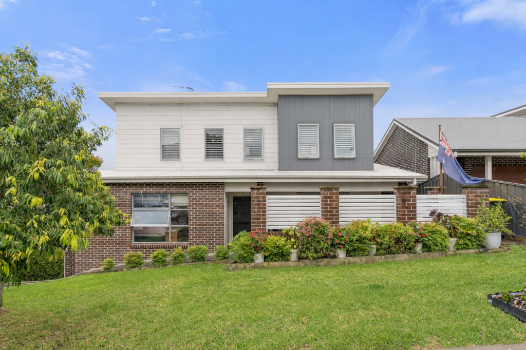 2/19 PAUL CCT, TULLIMBAR, NSW 2527