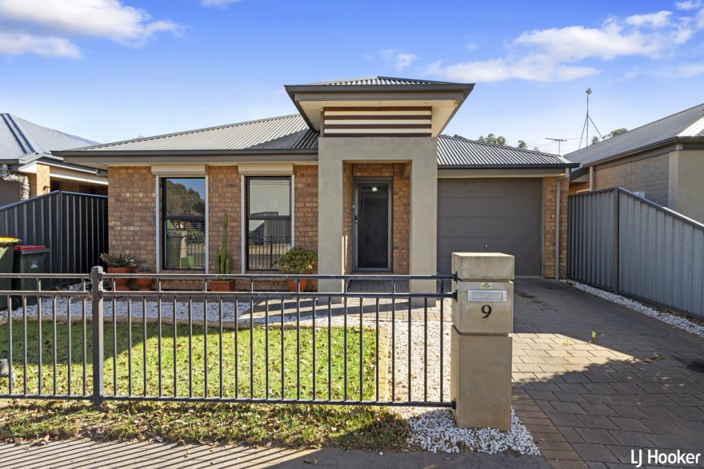 9 Riesling Cres, Andrews Farm, SA 5114