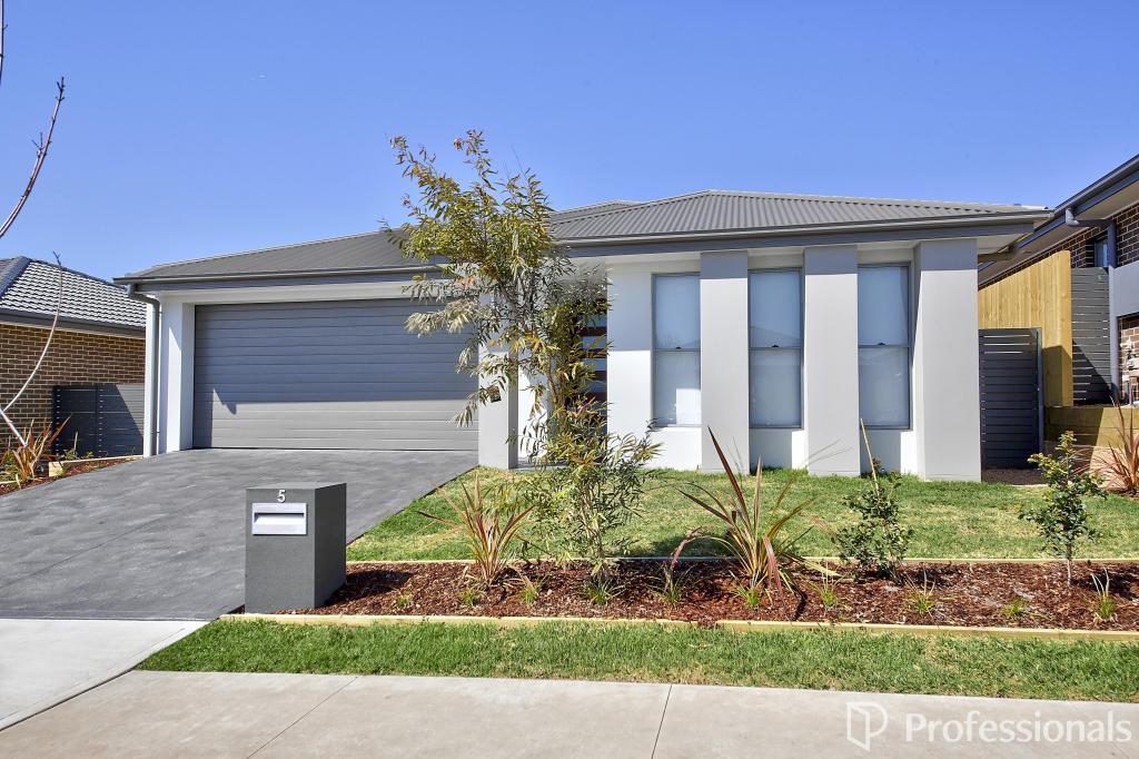 5 Chesham Ave, Oran Park, NSW 2570