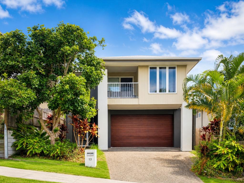 13 Nepal Ct, Springfield Lakes, QLD 4300