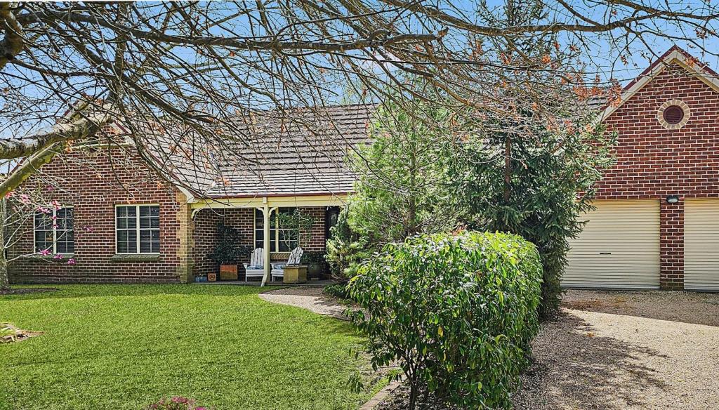 30 Robinia Dr, Bowral, NSW 2576