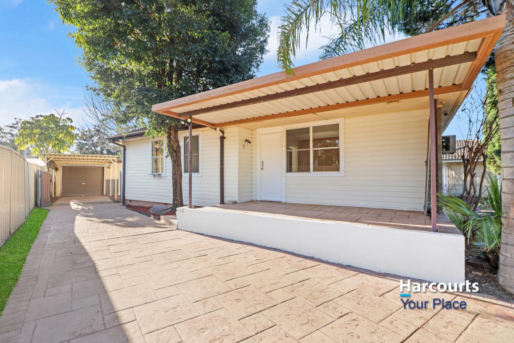 12 Wangaroa Cres, Lethbridge Park, NSW 2770