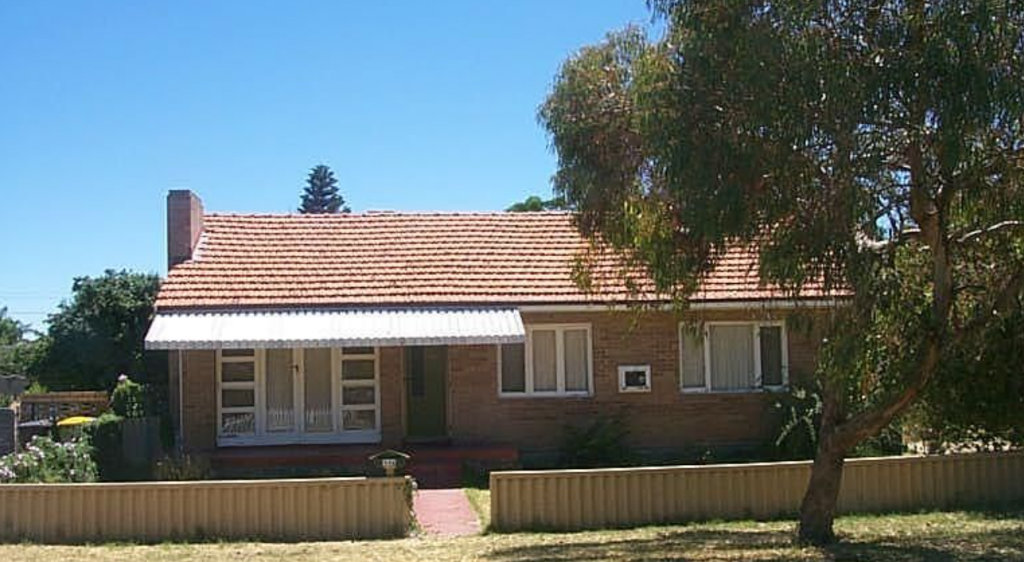 11a Homewood St, Cloverdale, WA 6105