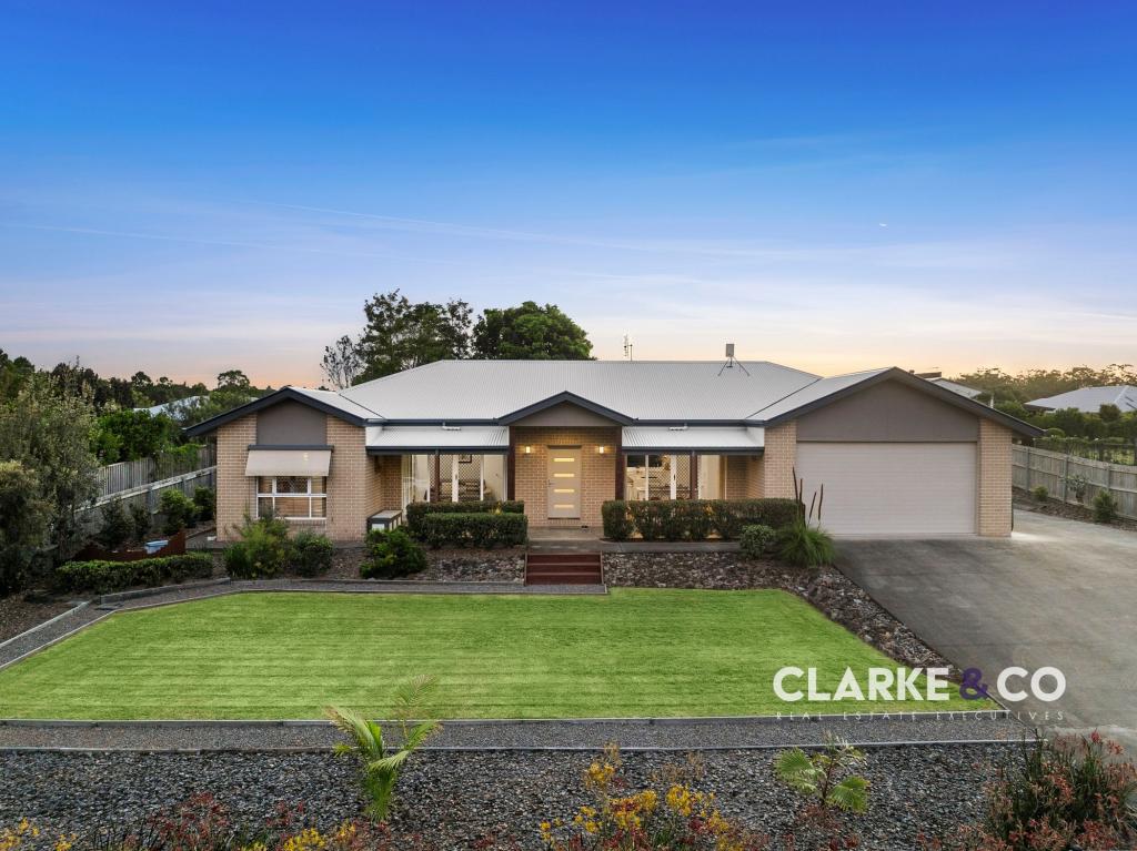 4 Acacia Ave, Beerburrum, QLD 4517