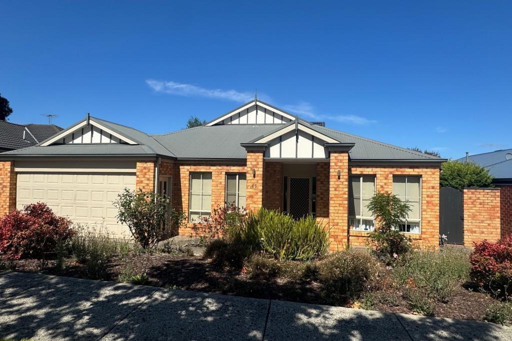 65 Bridgewater Bvd, Berwick, VIC 3806