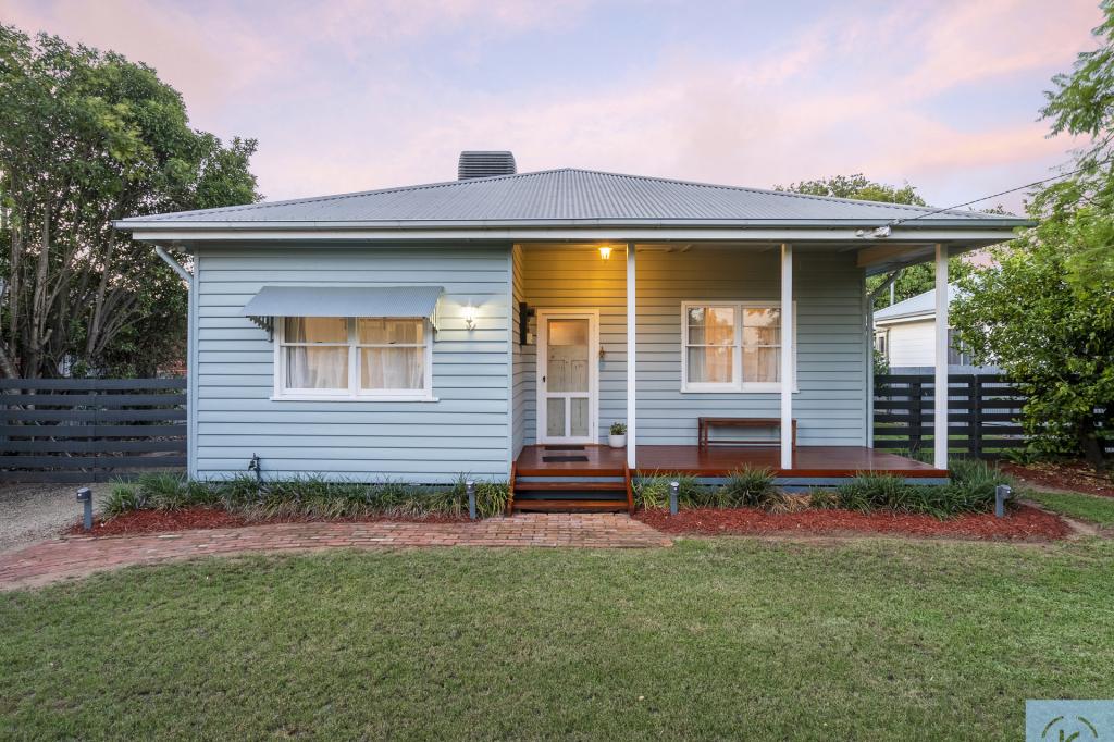 78 HENNESSY ST, TOCUMWAL, NSW 2714