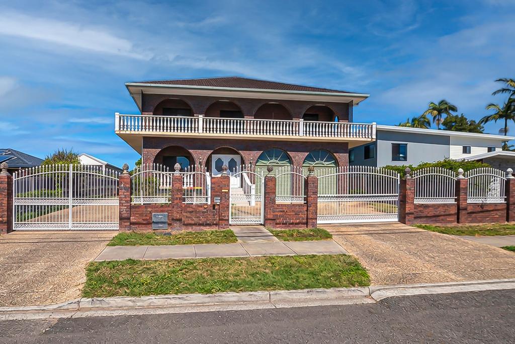 30 Boxgrove Ave, Wynnum, QLD 4178
