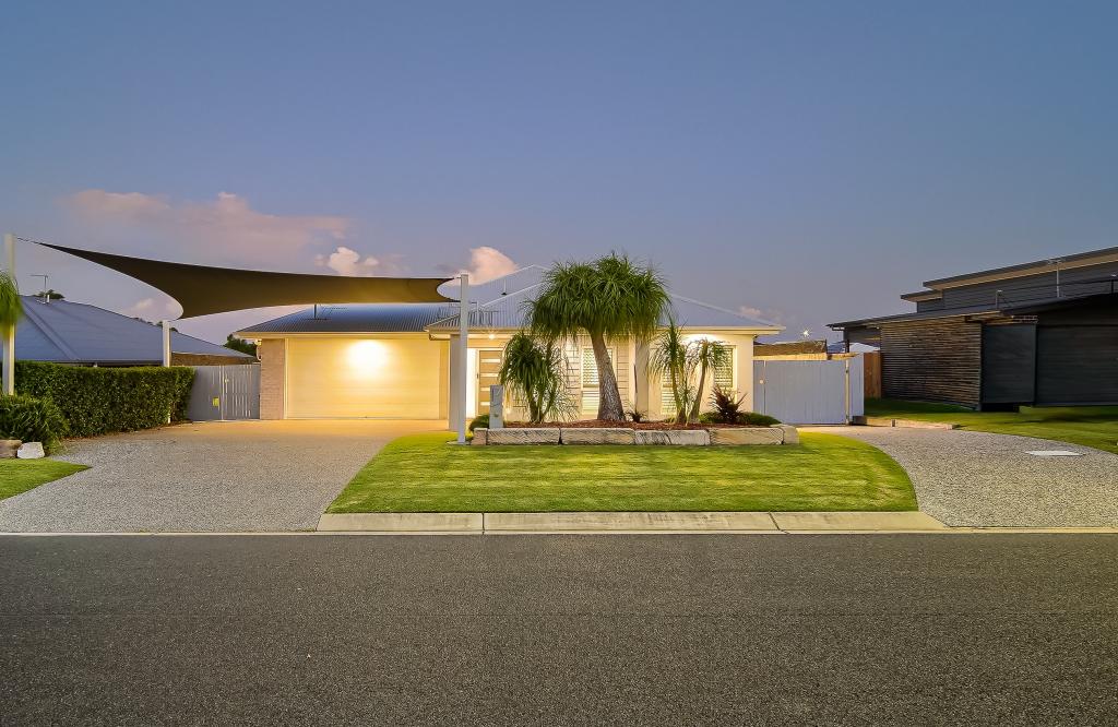 7 Seacrest Dr, Wondunna, QLD 4655