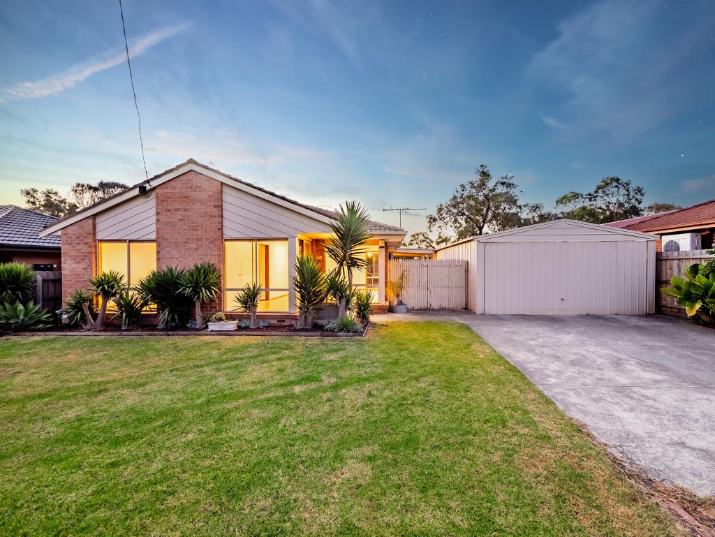 9 Ballanee Gr, Cranbourne North, VIC 3977