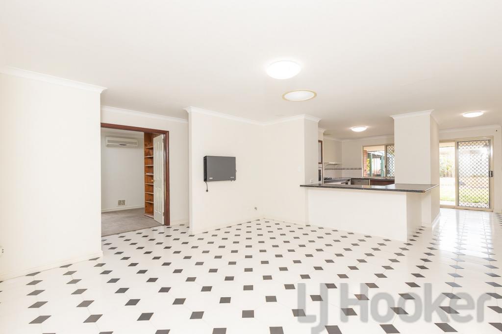 6 Chennile Vsta, Halls Head, WA 6210