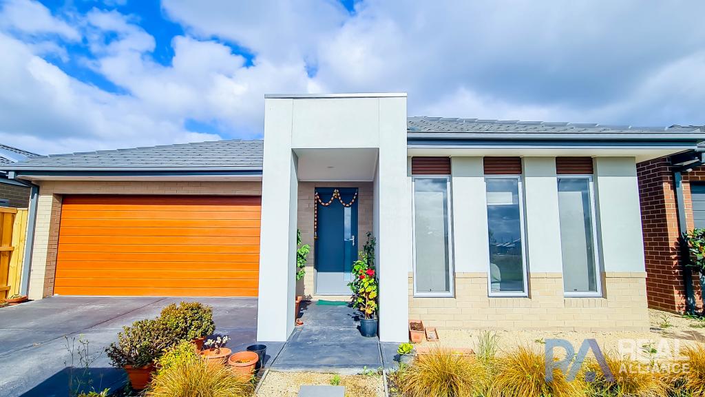15 Cairns Cres, Officer, VIC 3809