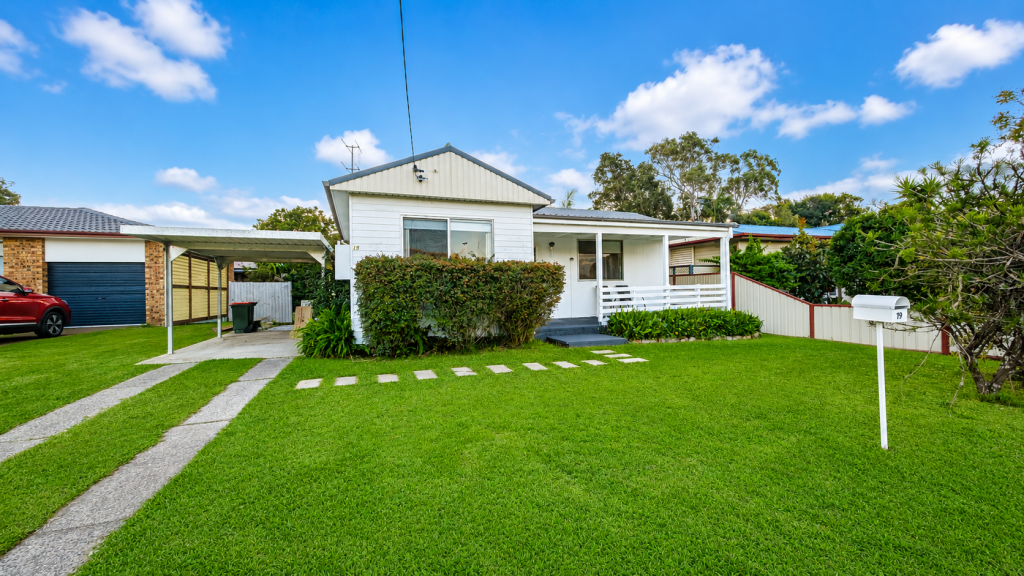 19 Kalani St, Budgewoi, NSW 2262