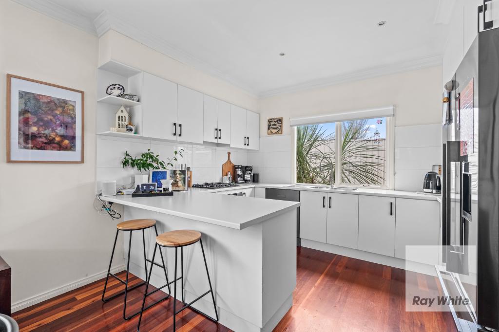 2/1 Bradshaw St, Kingsbury, VIC 3083