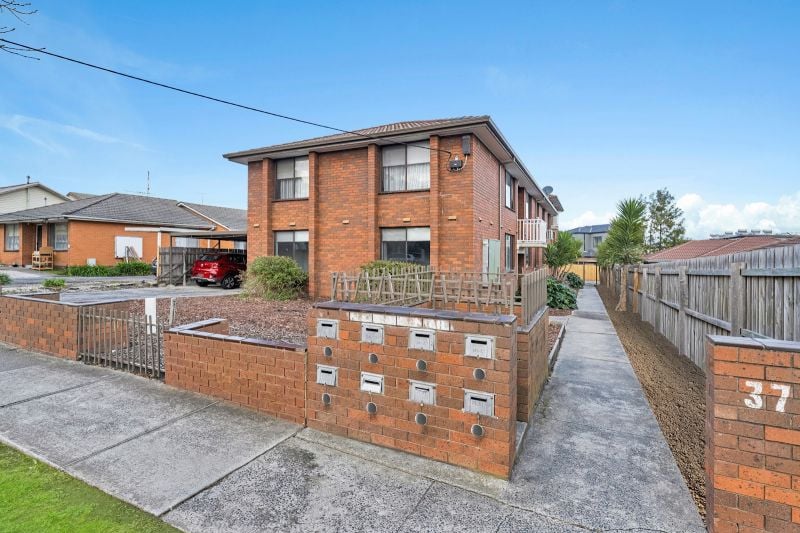 4/37 Hemmings St, Dandenong, VIC 3175