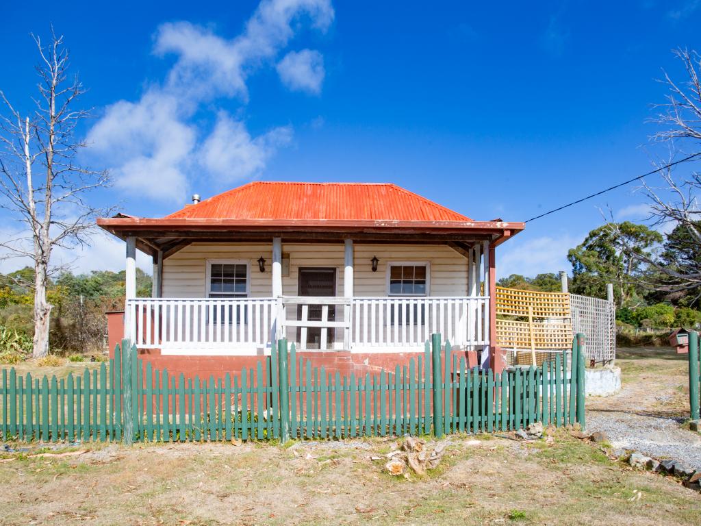 15 Douglas St, Beaconsfield, TAS 7270