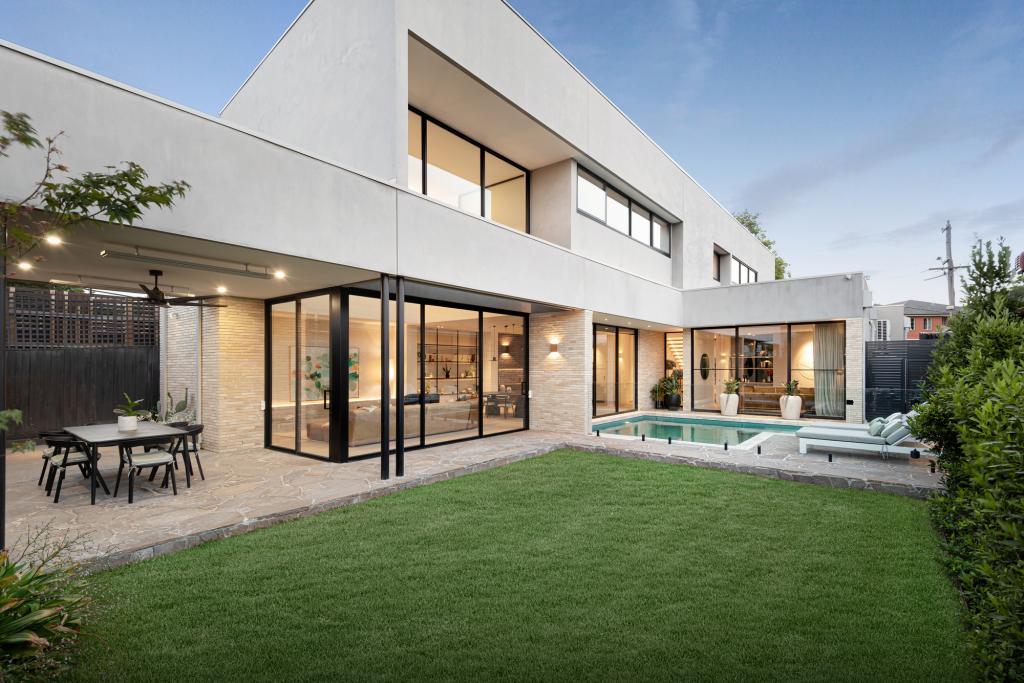 112 Willsmere Rd, Kew, VIC 3101