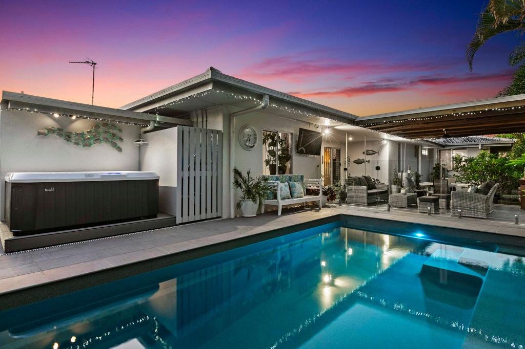 269 Torquay Tce, Torquay, QLD 4655