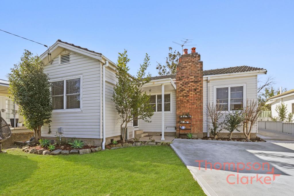 54 Hinder St, East Maitland, NSW 2323