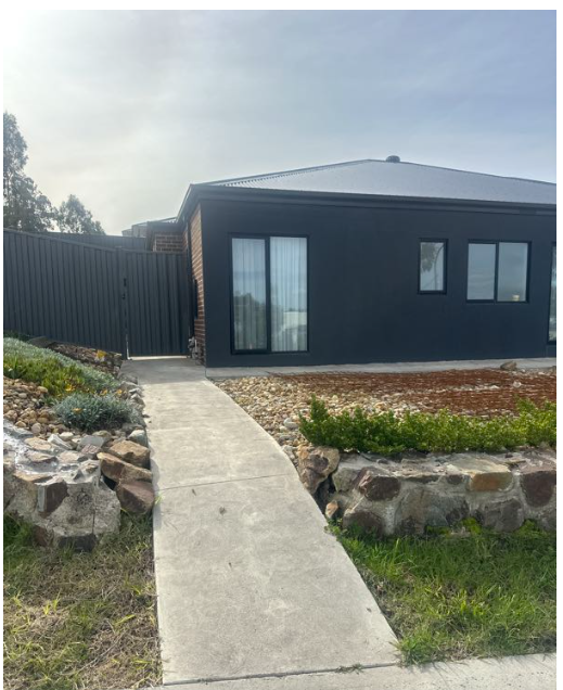 1/3 Timberline Pkwy, Pakenham, VIC 3810