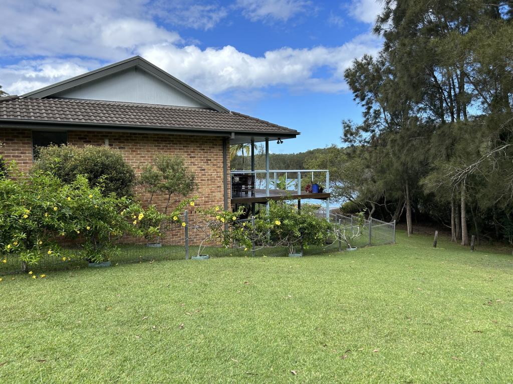 1 David Watt Cl, Sawtell, NSW 2452