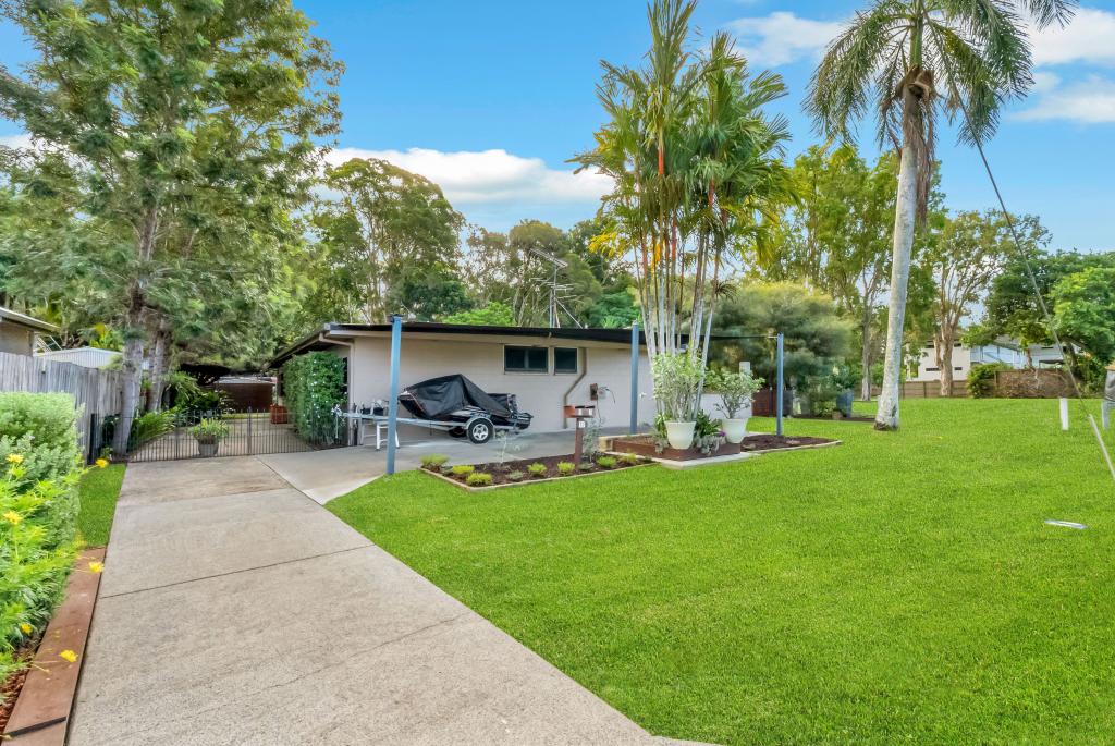 17 Caddy St, Yorkeys Knob, QLD 4878