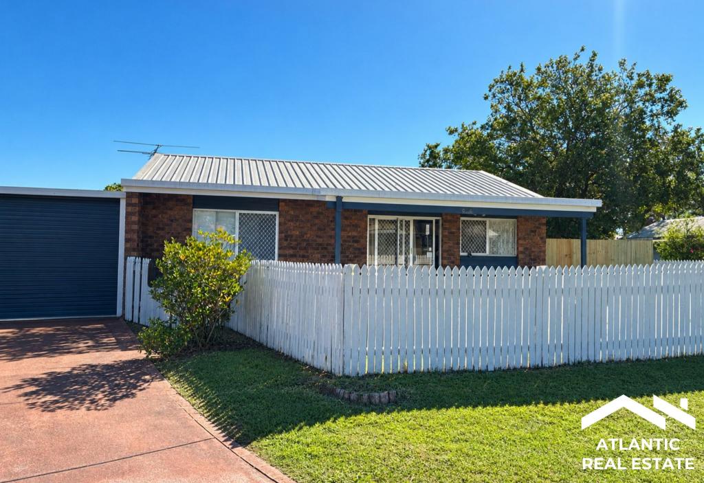 24 Banks Cres, Wynnum West, QLD 4178