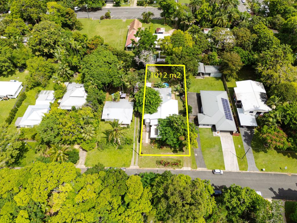 15-17 Meeroo St, Kuranda, QLD 4881