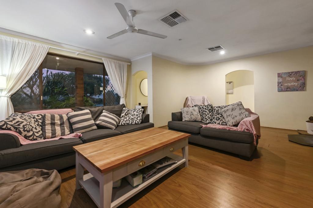 26 Fircroft Way, Hamersley, WA 6022