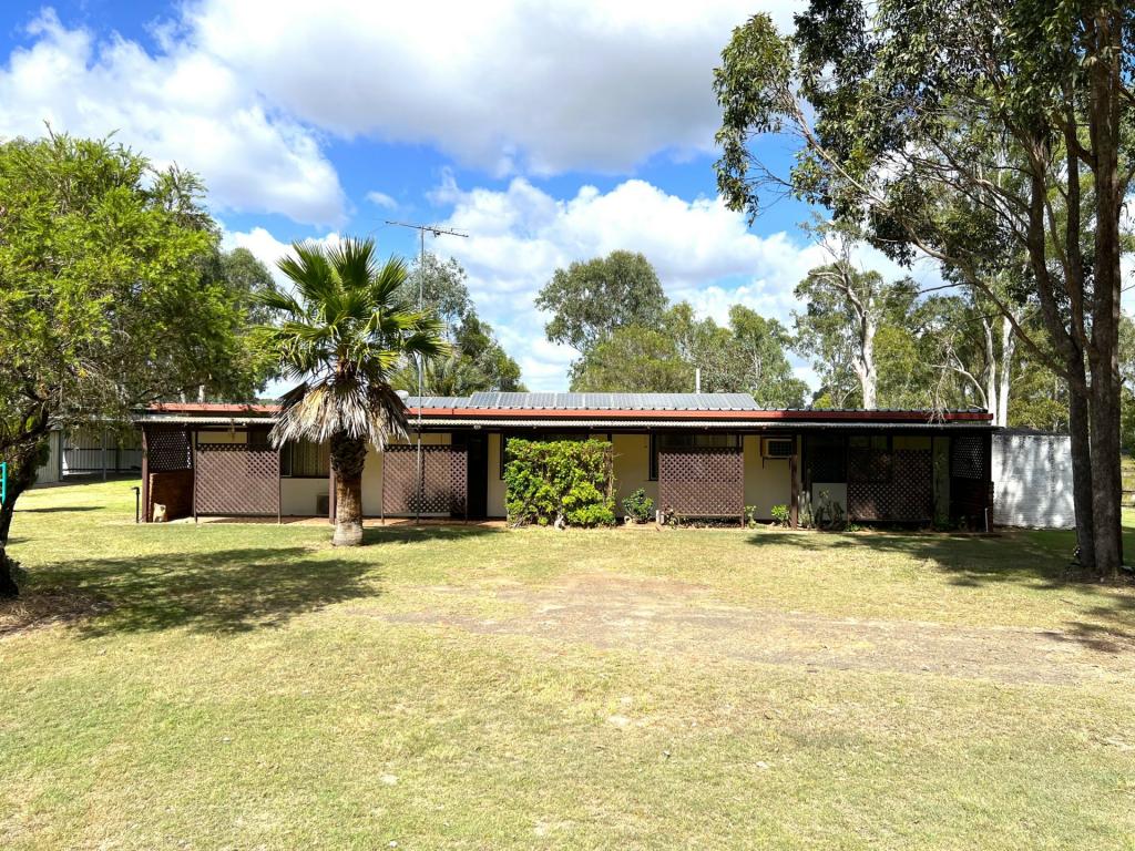 87 Phipps St W, Nanango, QLD 4615