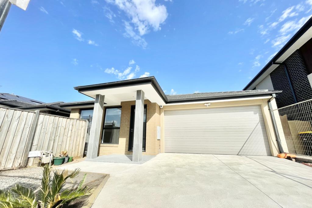 13 Mayopark St, Deanside, VIC 3336