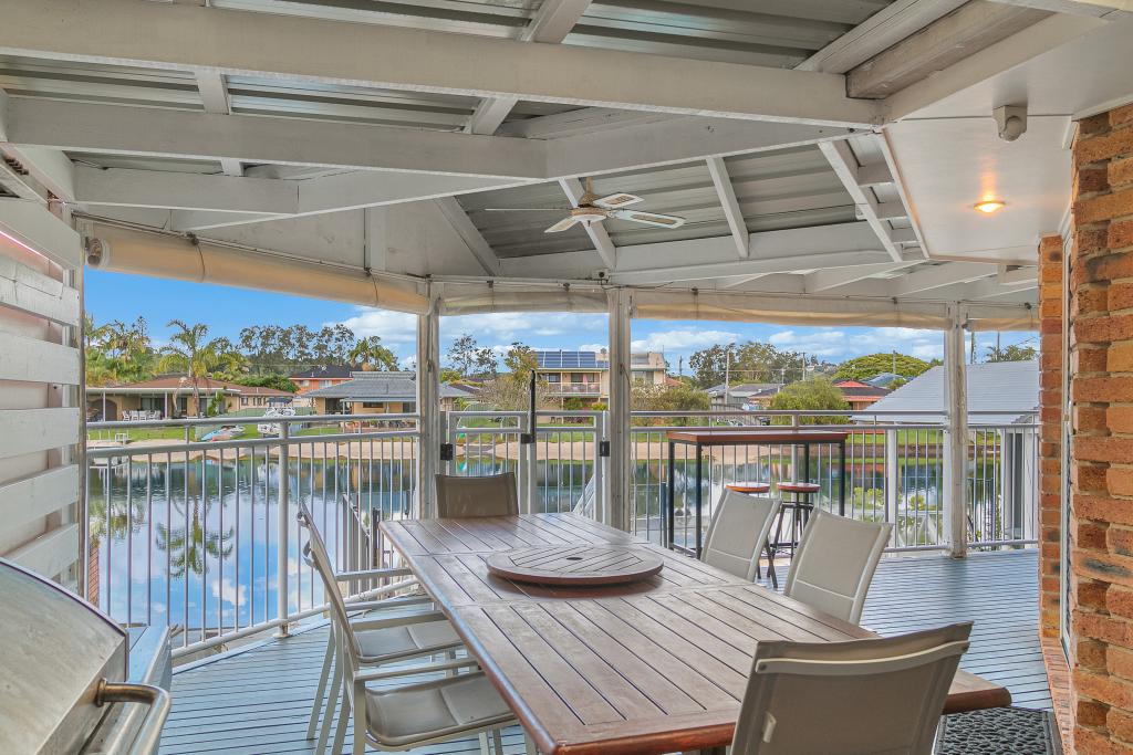 20 Blue Waters Cres, Tweed Heads West, NSW 2485
