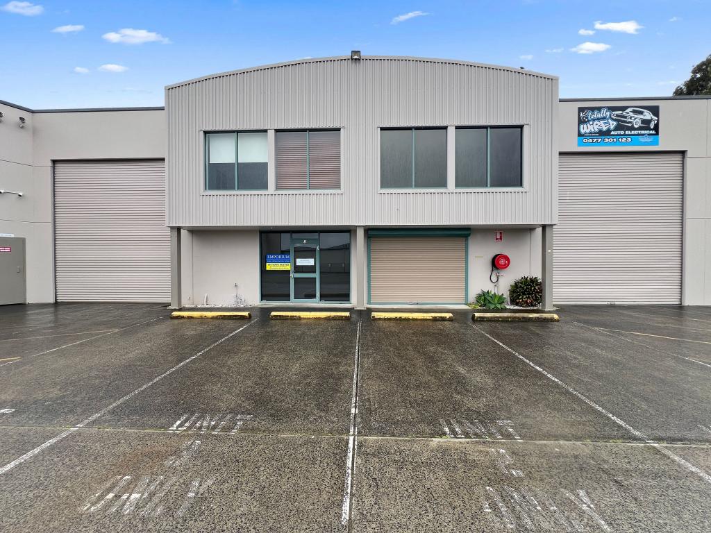 3/2 O'Hart Cl, Charmhaven, NSW 2263