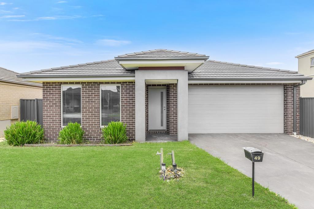 49 Artfield St, Cranbourne East, VIC 3977