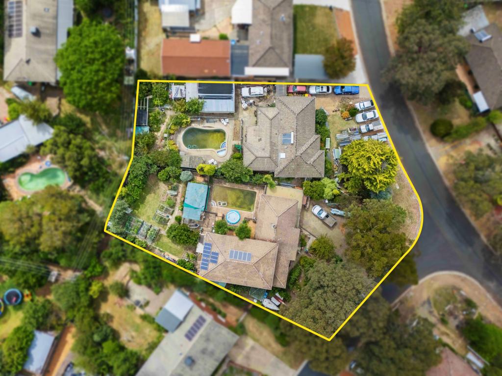 16 Coane St, Holder, ACT 2611