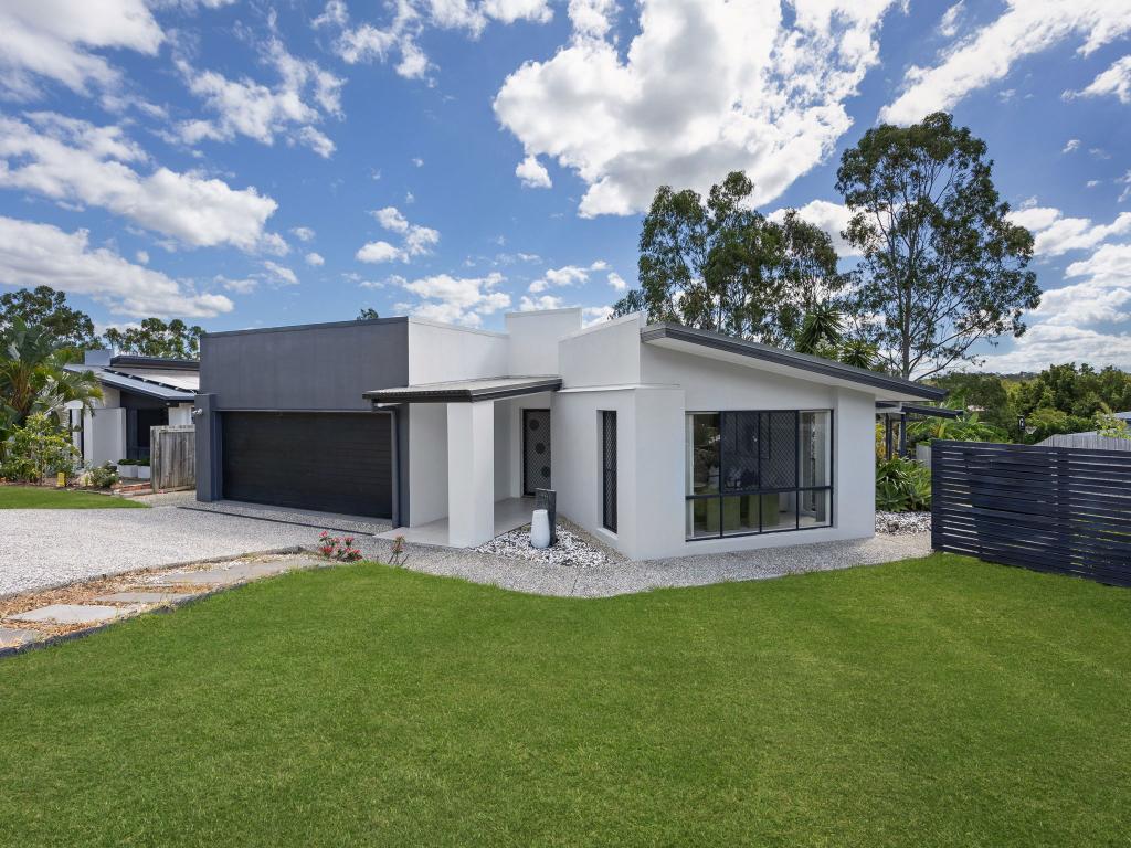 5 Mahogany Rise, Brookwater, QLD 4300