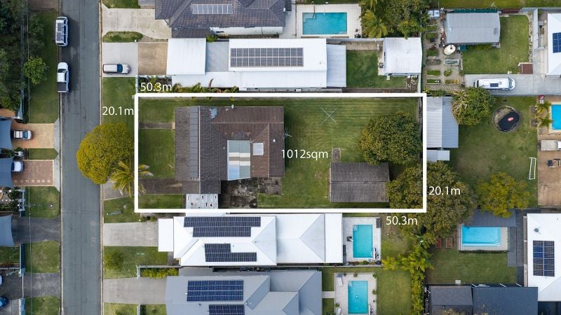 7 Brennan Rd, Scarborough, QLD 4020