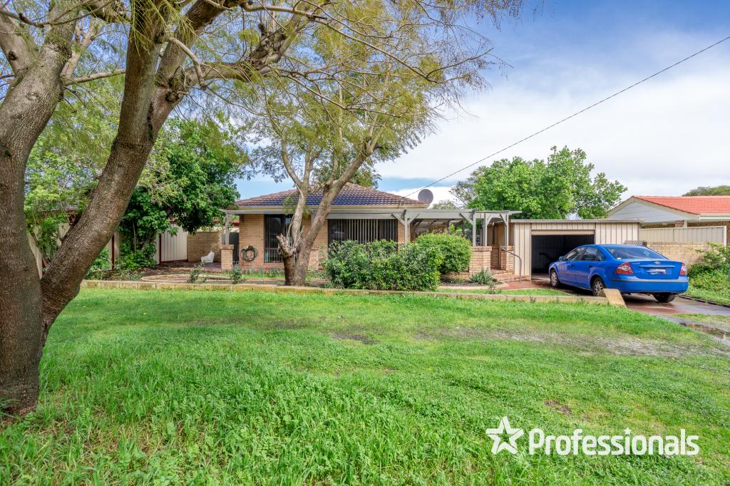 38 Seville Dr, Seville Grove, WA 6112