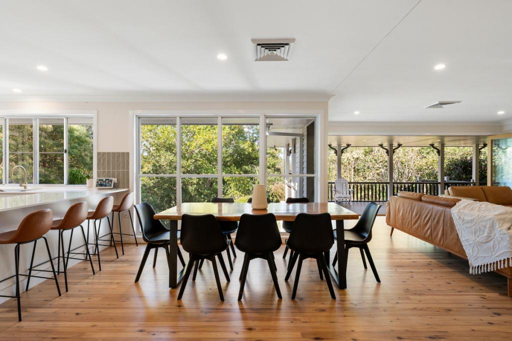 231-233 Rowbotham St, Middle Ridge, QLD 4350