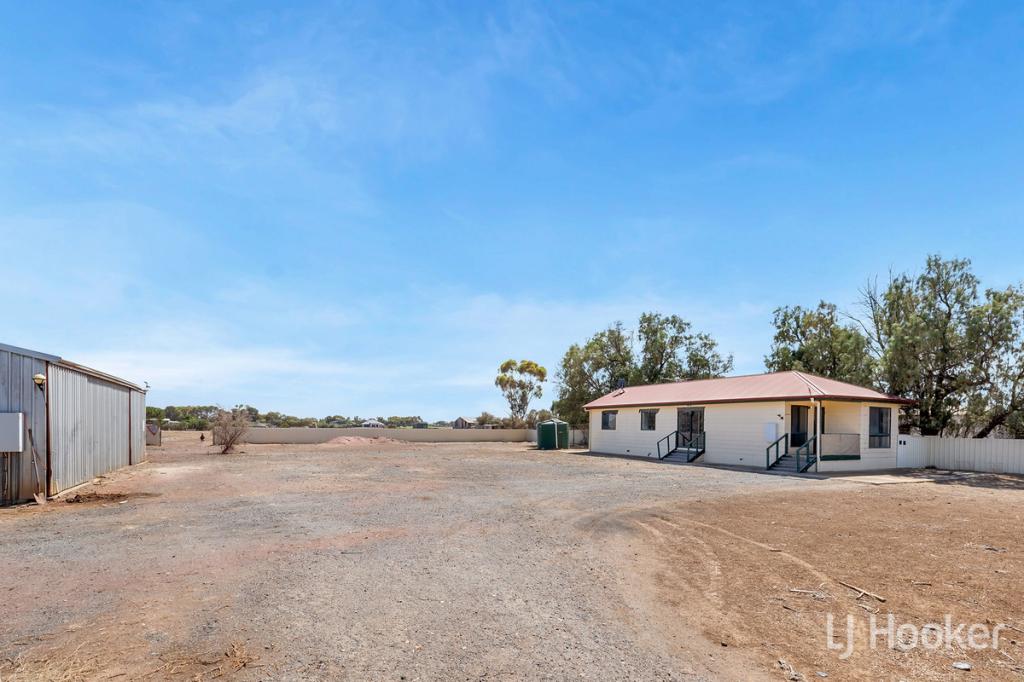 7 Dawkins Rd, Two Wells, SA 5501