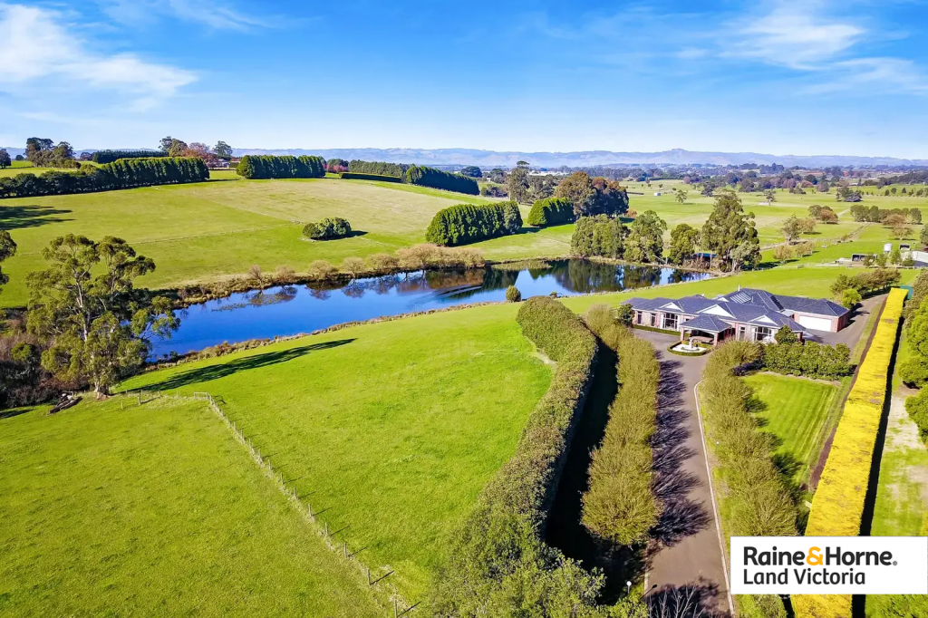 84 Solomons Rd, Lillico, VIC 3820
