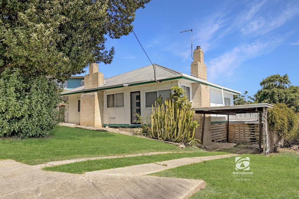 8 Sudings Rd, Lakes Entrance, VIC 3909