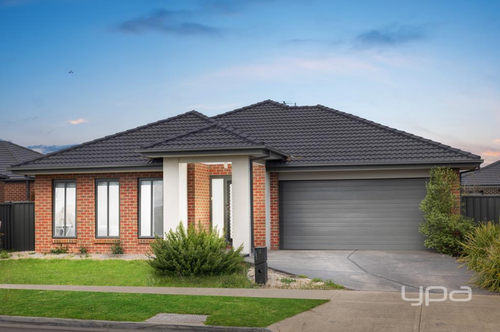 3 CLEAR DR, TARNEIT, VIC 3029