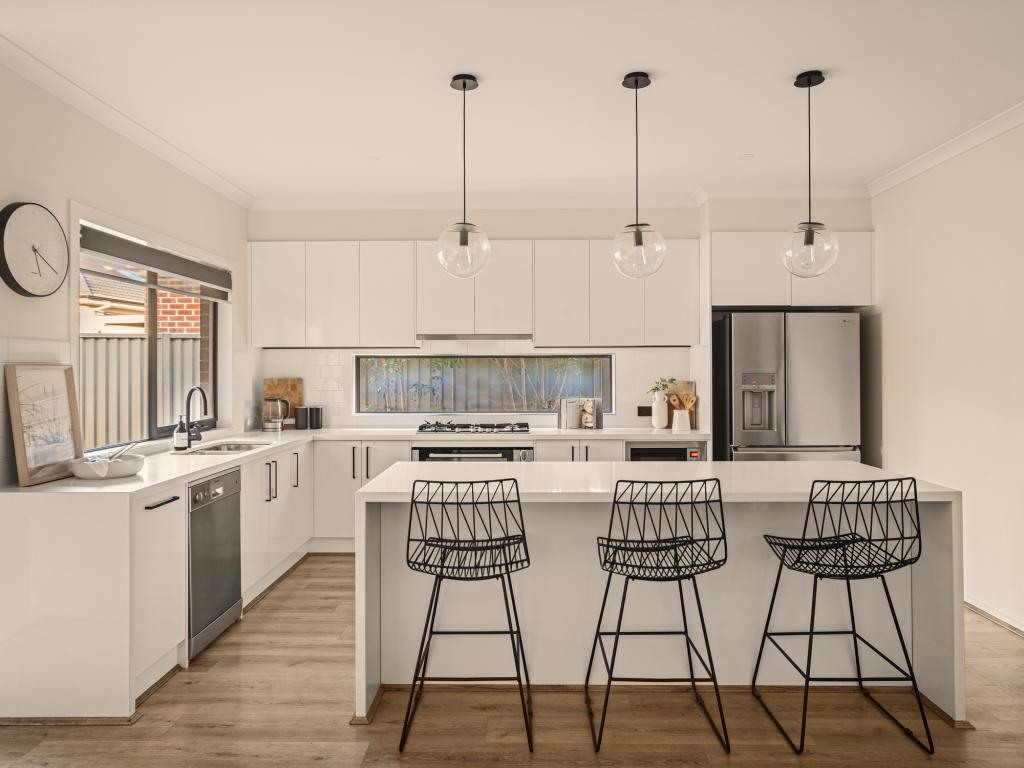 40 TUCKER BVD, CARRUM DOWNS, VIC 3201