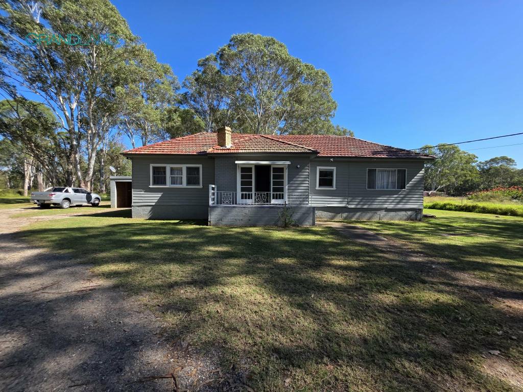13 May Ave, Rossmore, NSW 2557