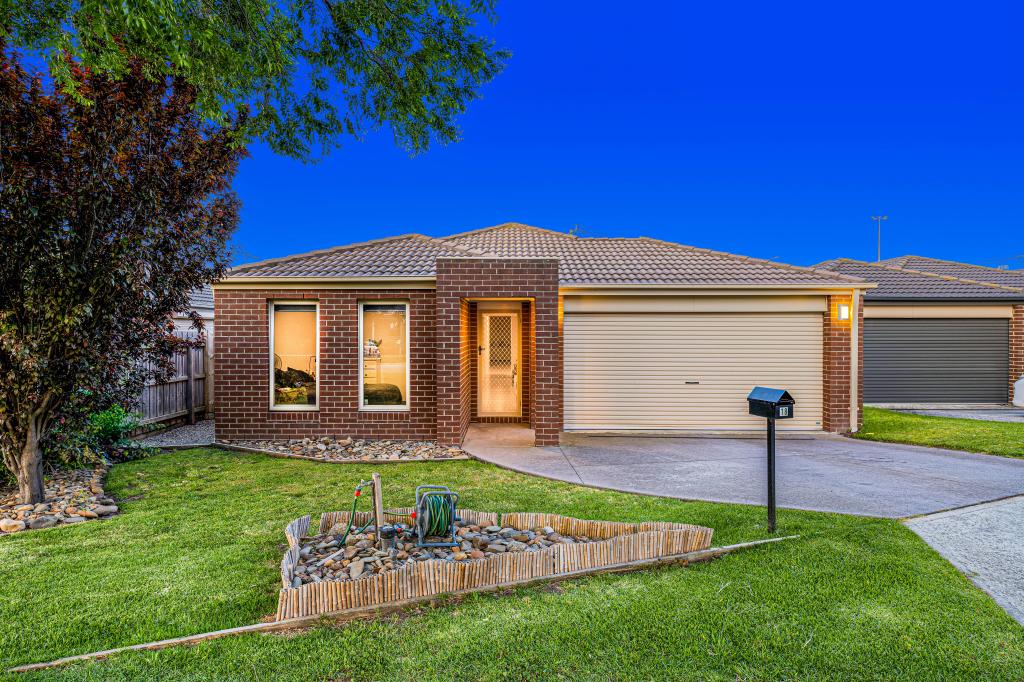 18 Myhaven Cct, Carrum Downs, VIC 3201